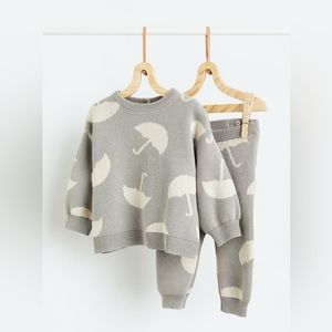 H&M Gray and Cream Kids Matching Set